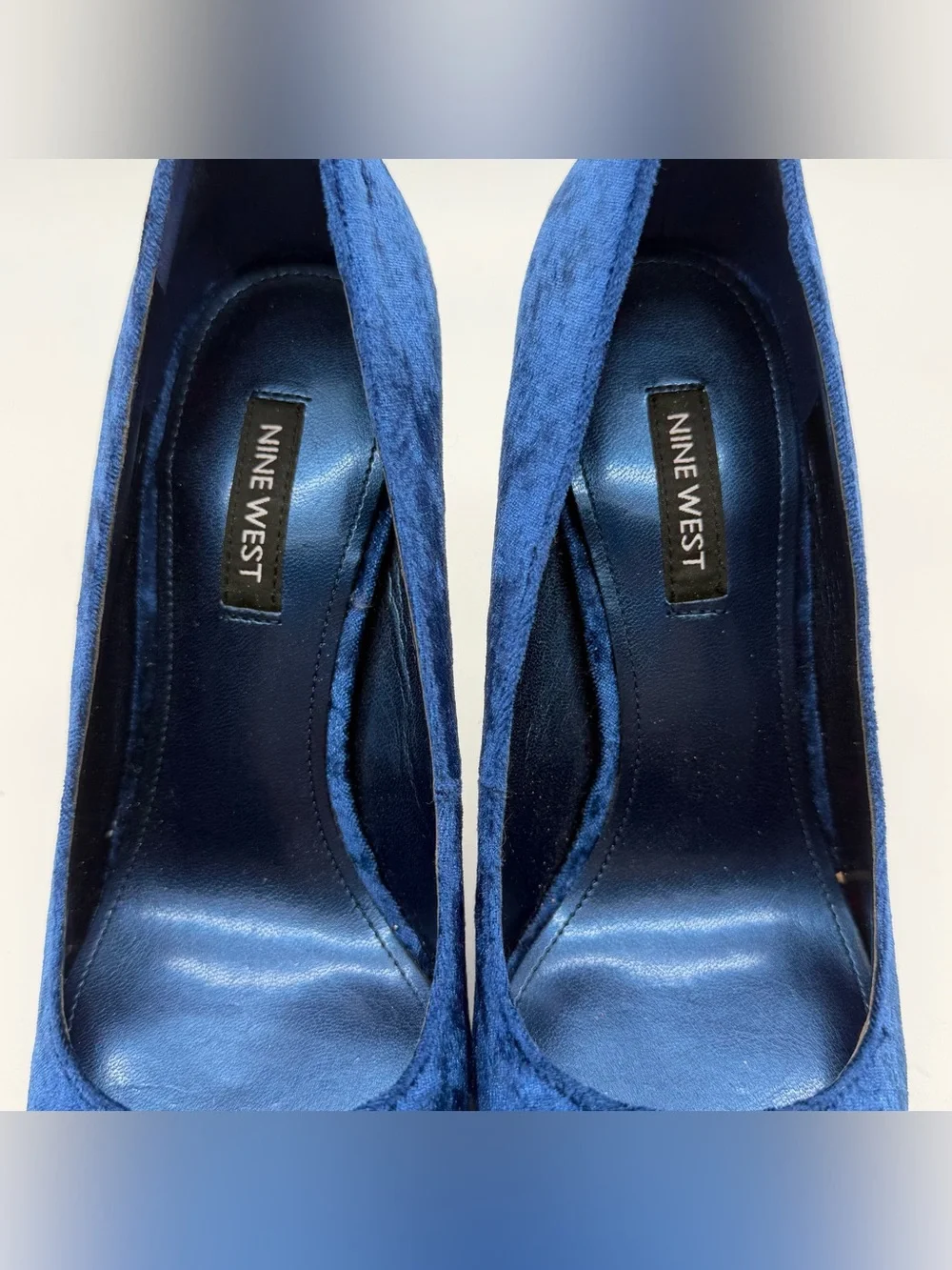 Nine West 7M Blue Velvet Stiletto Pointed Toe Pumps for Women Slip On Solid